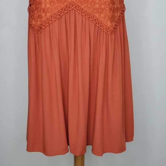 Live To Be Spoiled Mecca Orange Baby Doll Spaghetti Strap Dress, M (Juniors) - Picture 3 of 9